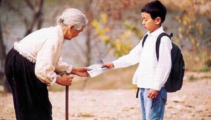 Nằm mơ thấy bà nội sống lại